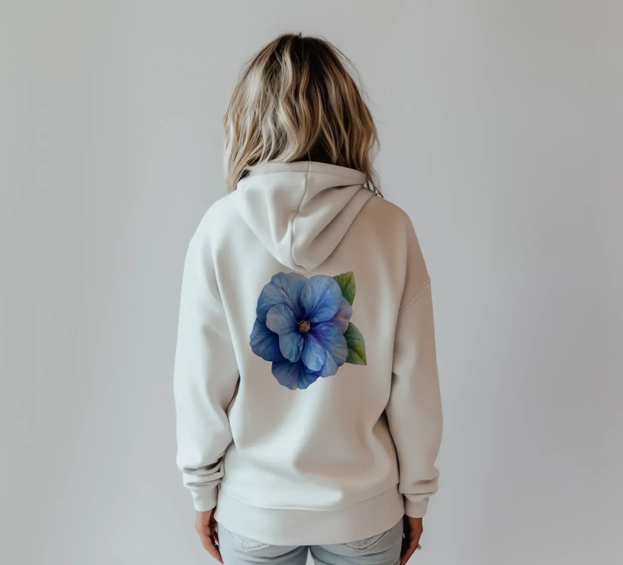 Fiore di Browallia 3 felpa con cappuccio da Bold Blooms