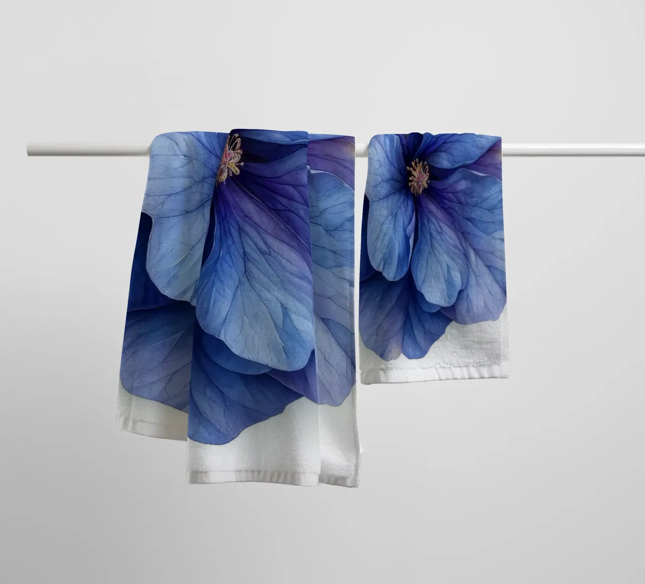 Fiore di Browallia 3 asciugamano da bagno da Bold Blooms