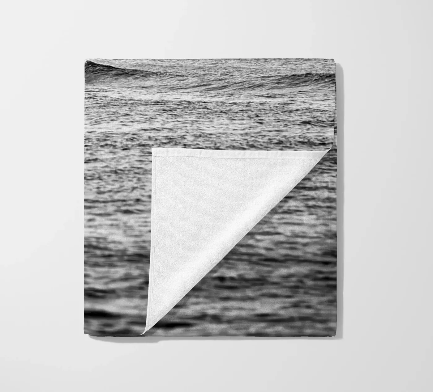 Surfer strandhanddoek van Flo Klein Gallery