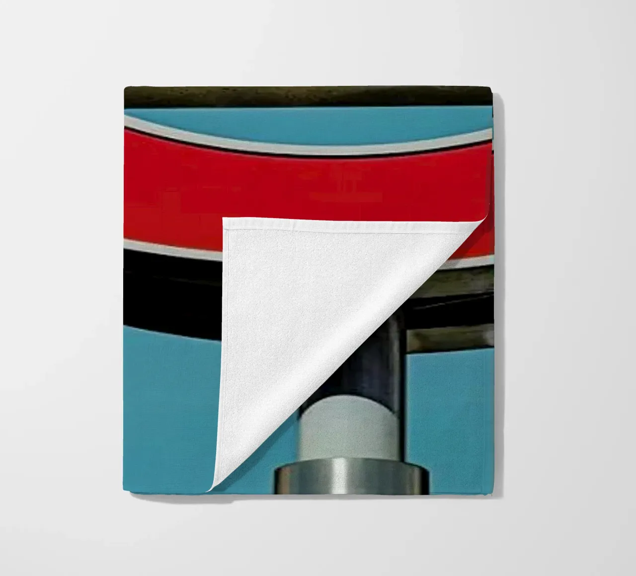 Underground telo mare da Michael Belhadi