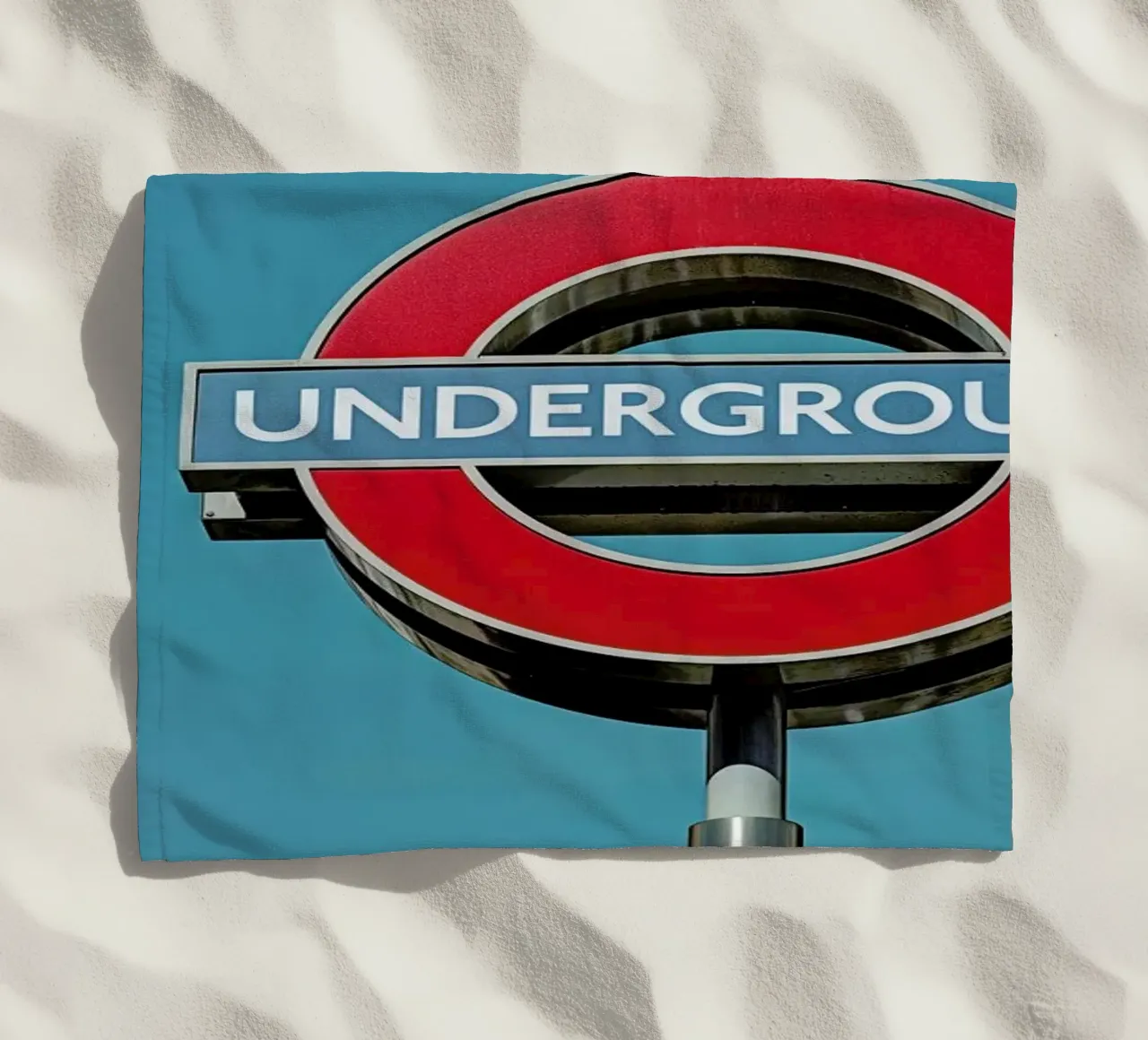 Underground telo mare da Michael Belhadi