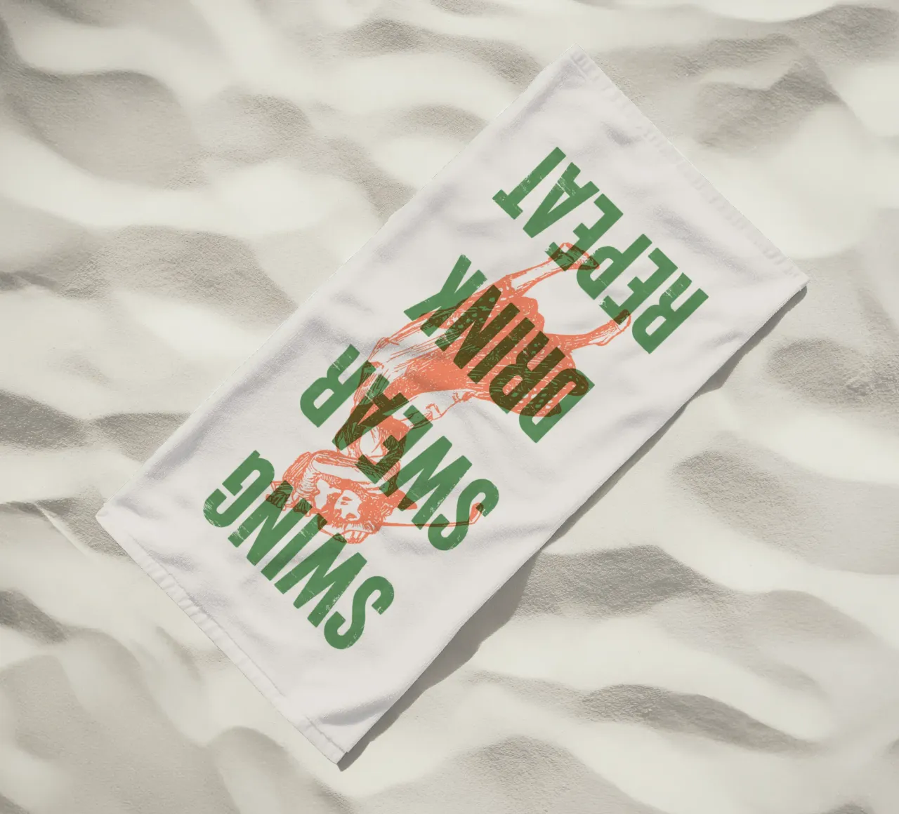 Swing Swear Drink Repeat toalla de playa de Vintagrafica