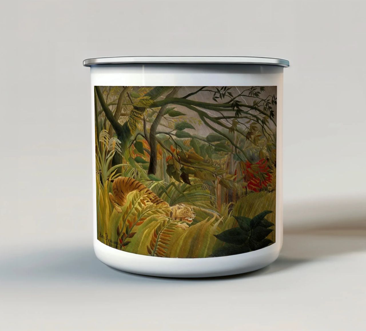 Henri Rousseau - Tigre in una tempesta tropicale tazza in smalto da Timeless Artworks