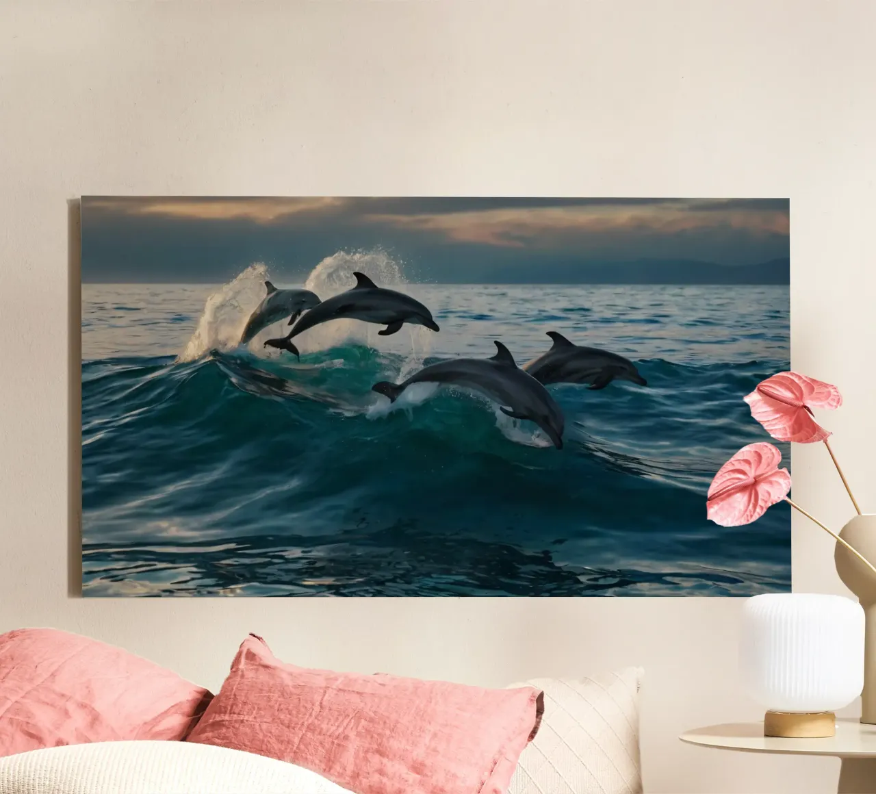 Dolfijnen springen sierlijk boven de oceaangolven bij zonsondergang canvas met Baklijst van DesignDoodle