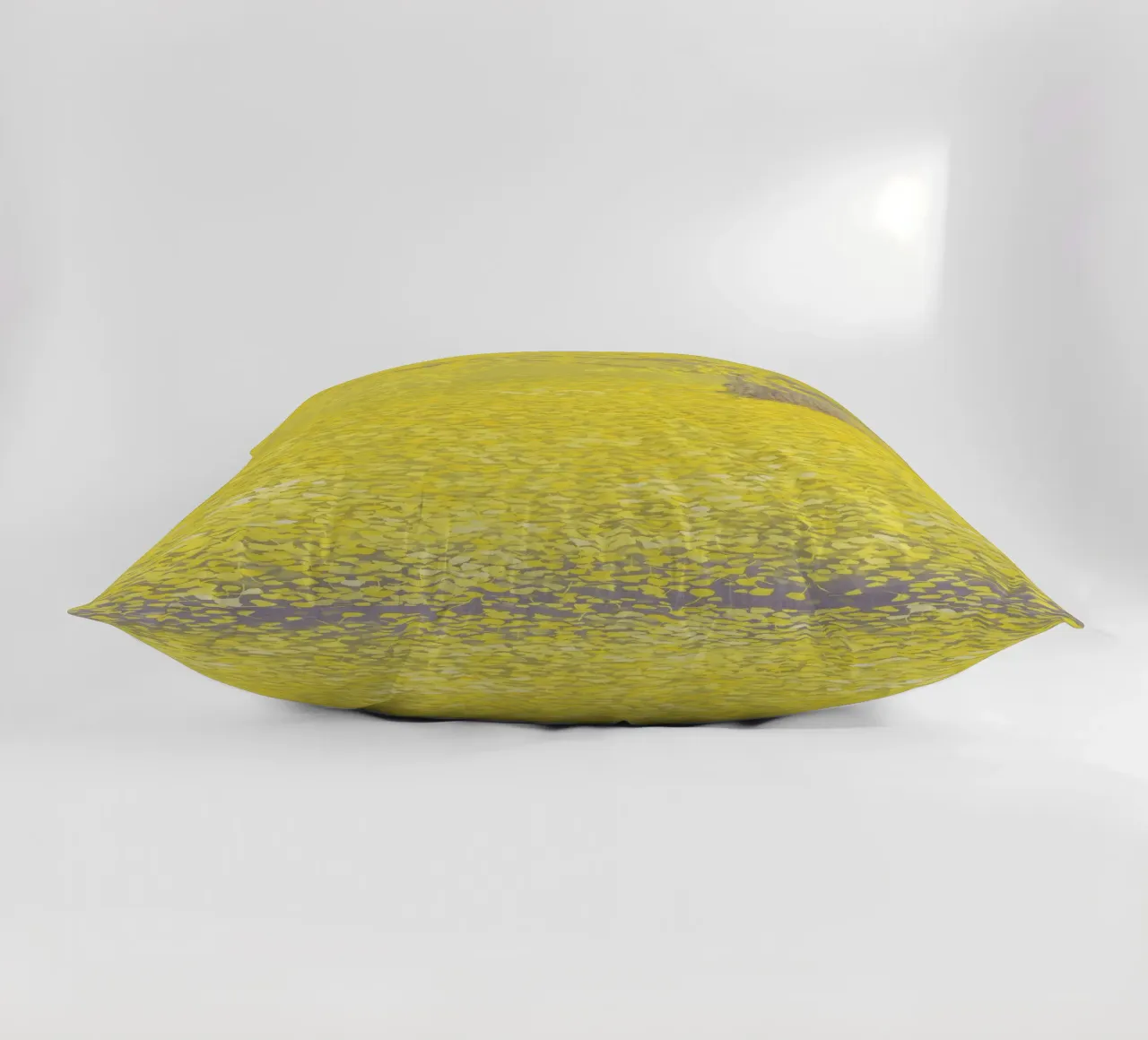 Reverberation of Yellow decorative cushion by Noji-Mikiko