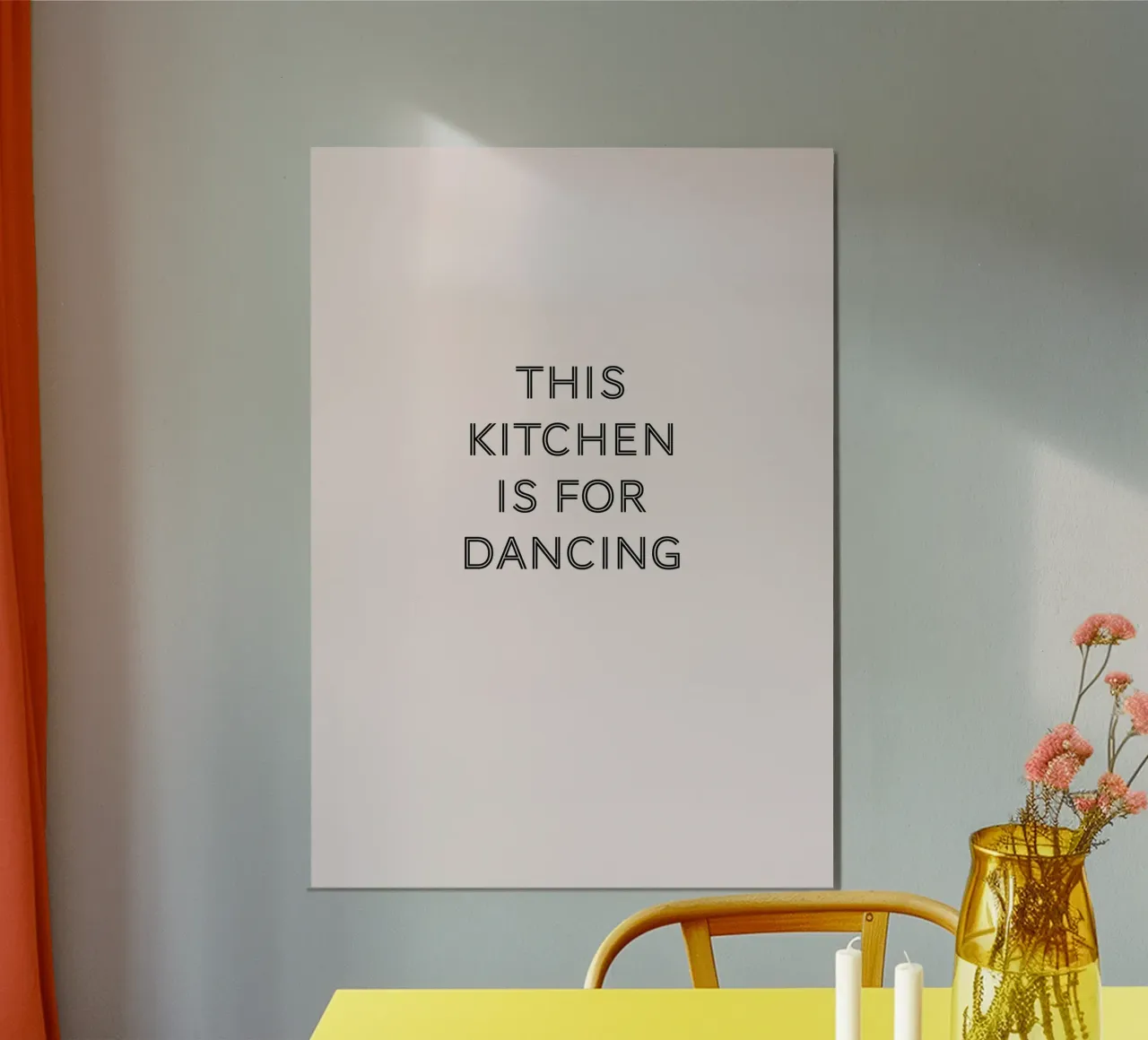 Dancing in the kitchen. poster con telaio in alluminio da Poster Print Studio