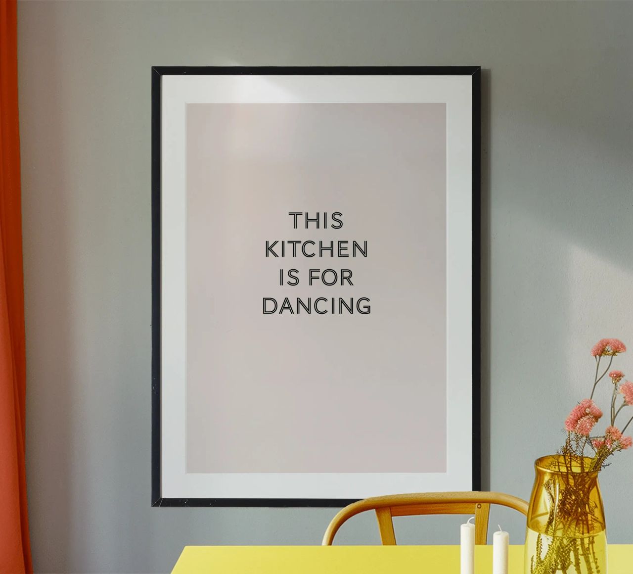 Dancing in the kitchen. Poster von Poster Print Studio