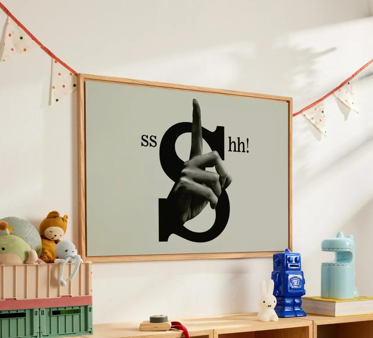 Shh acrylic glass by Ali Gulec