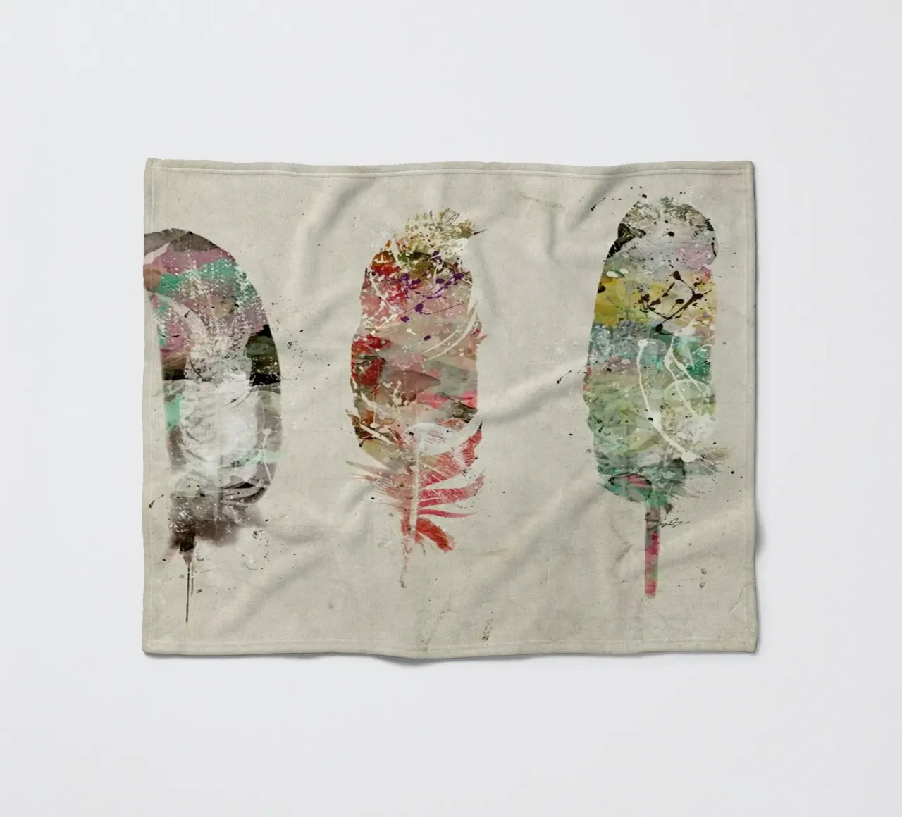 Pop Art Feathers coperta in pile da Brian Buckley