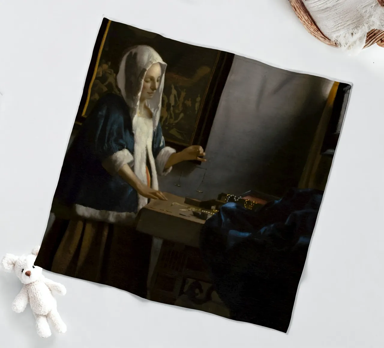Johannes Vermeer - Frau hält eine Waage Fleecedecke von William Store