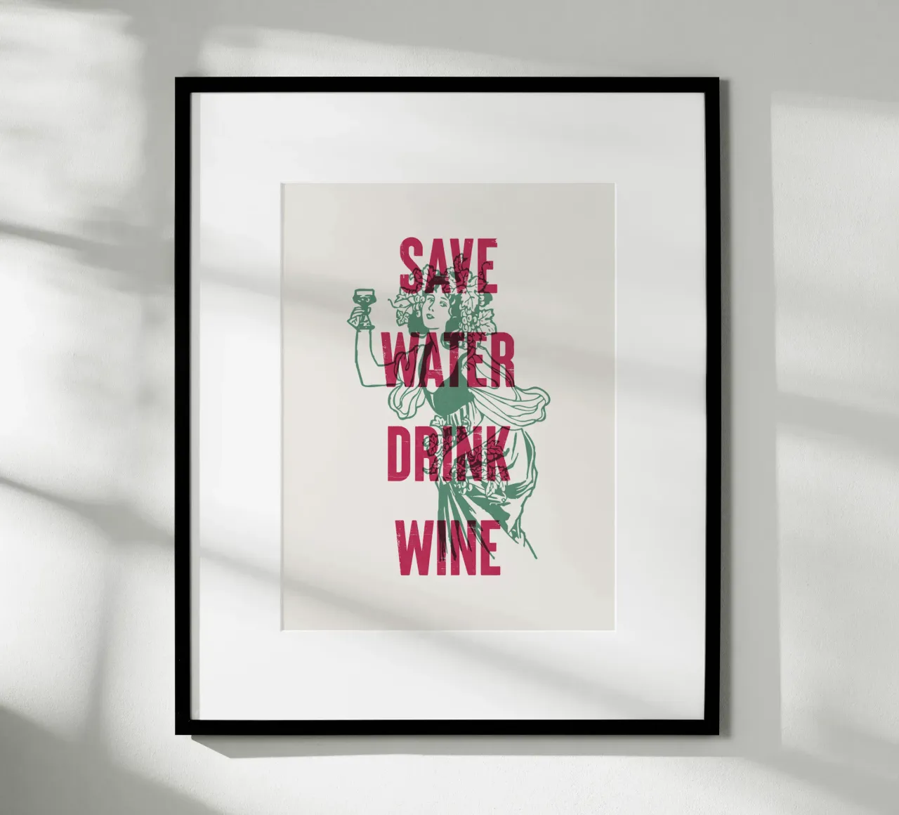 Risparmiare acqua bere vino poster con telaio in legno da Vintagrafica