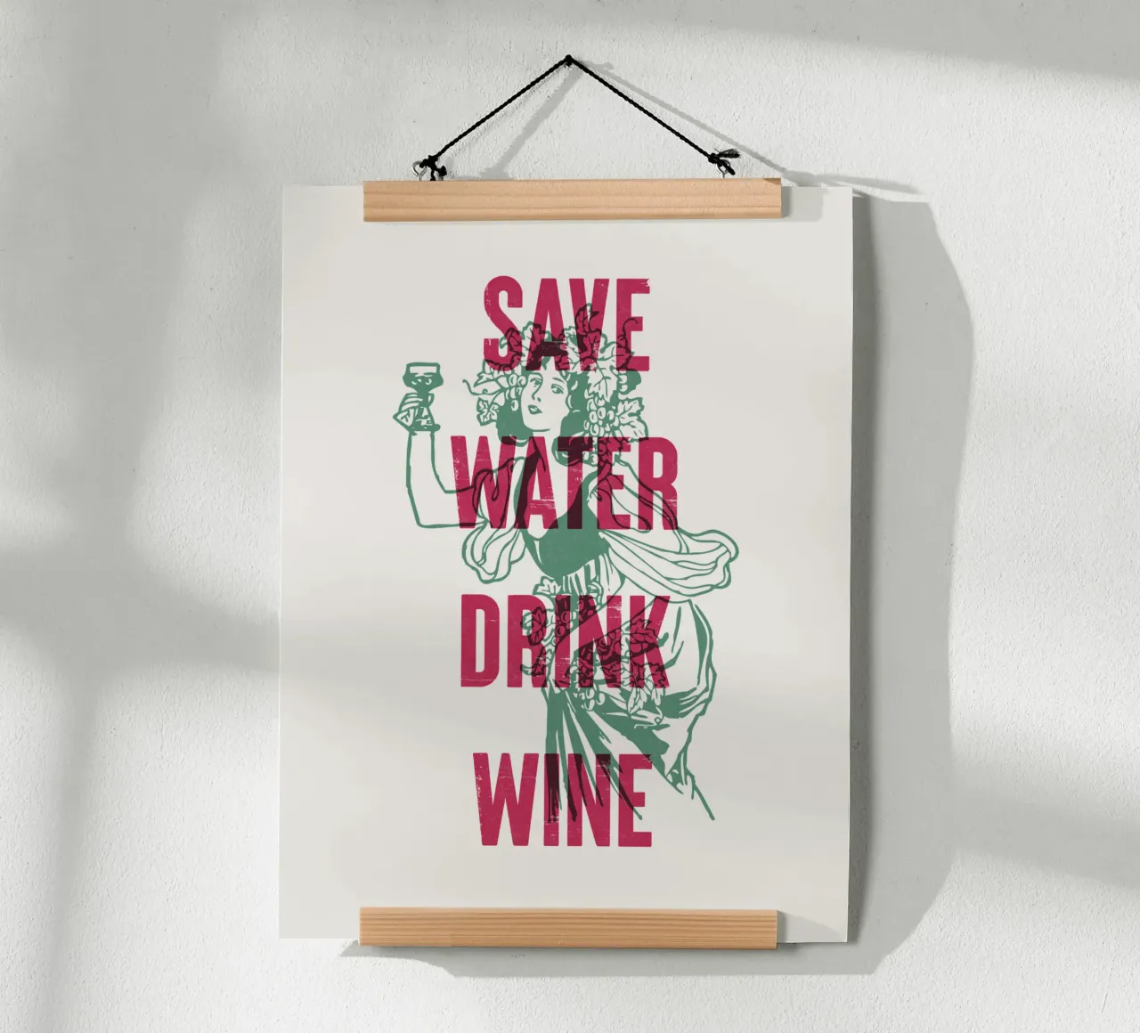 Risparmiare acqua bere vino poster con telaio in legno da Vintagrafica