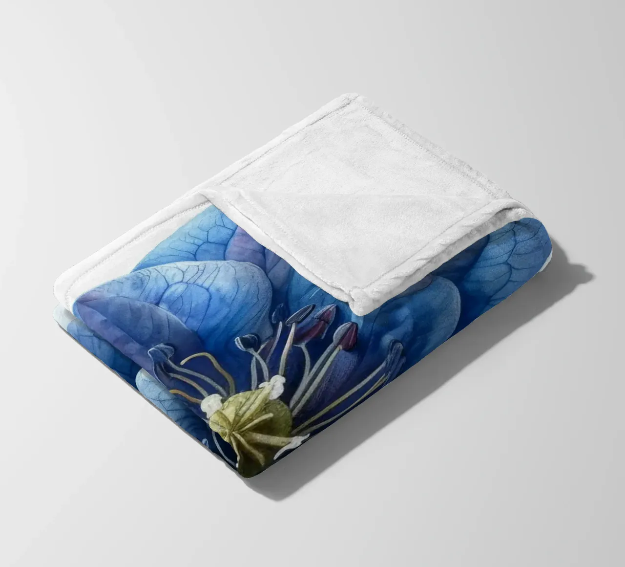 Fiore di delphinium 3 coperta in pile da Bold Blooms