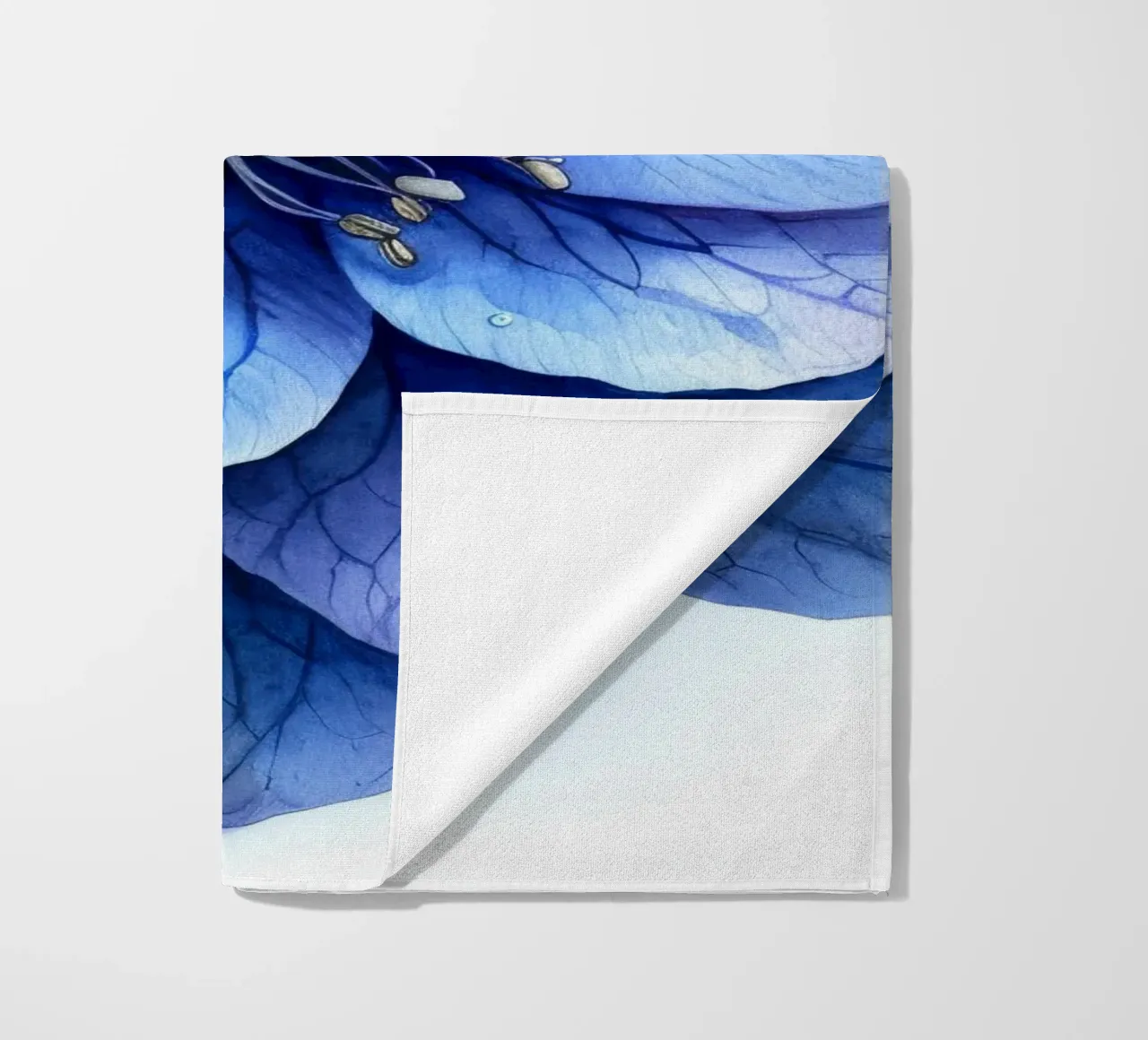 Fiore di delphinium 4 telo mare da Bold Blooms