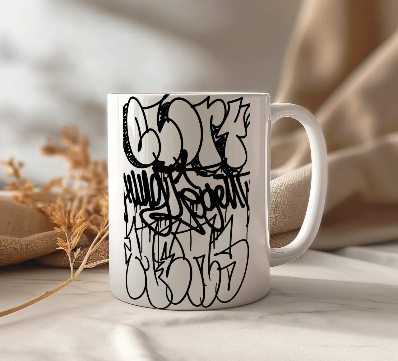 Black and White Graffiti tazza in ceramica da Flo Klein