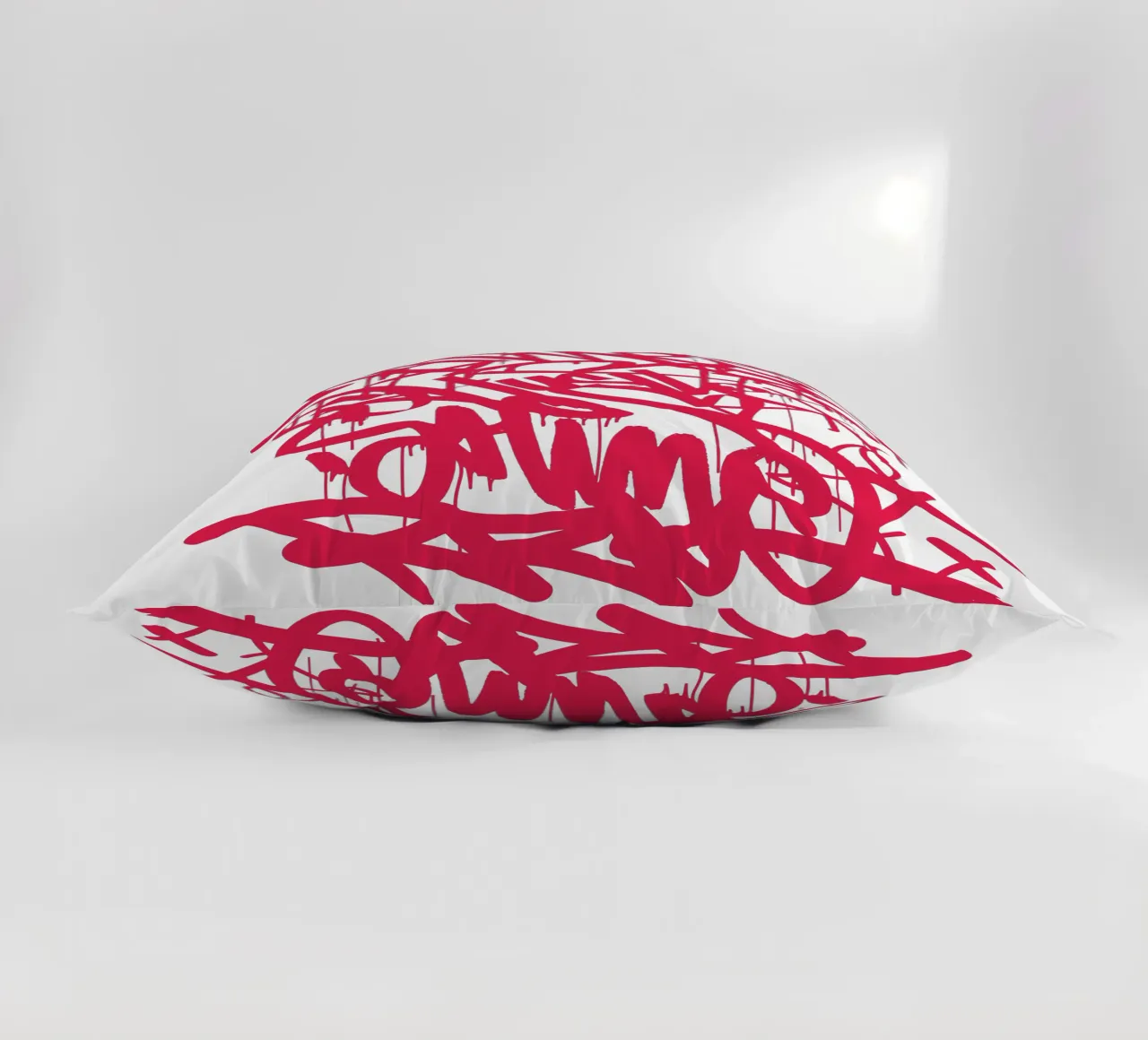 Graffiti RED cuscino da Flo Klein