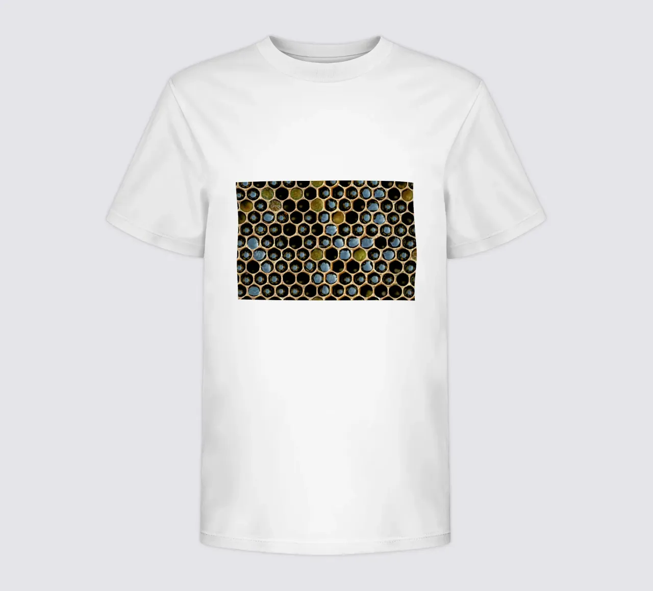 Bee Pattern t-shirt bambini da Curious Collections by Marielle Leenders