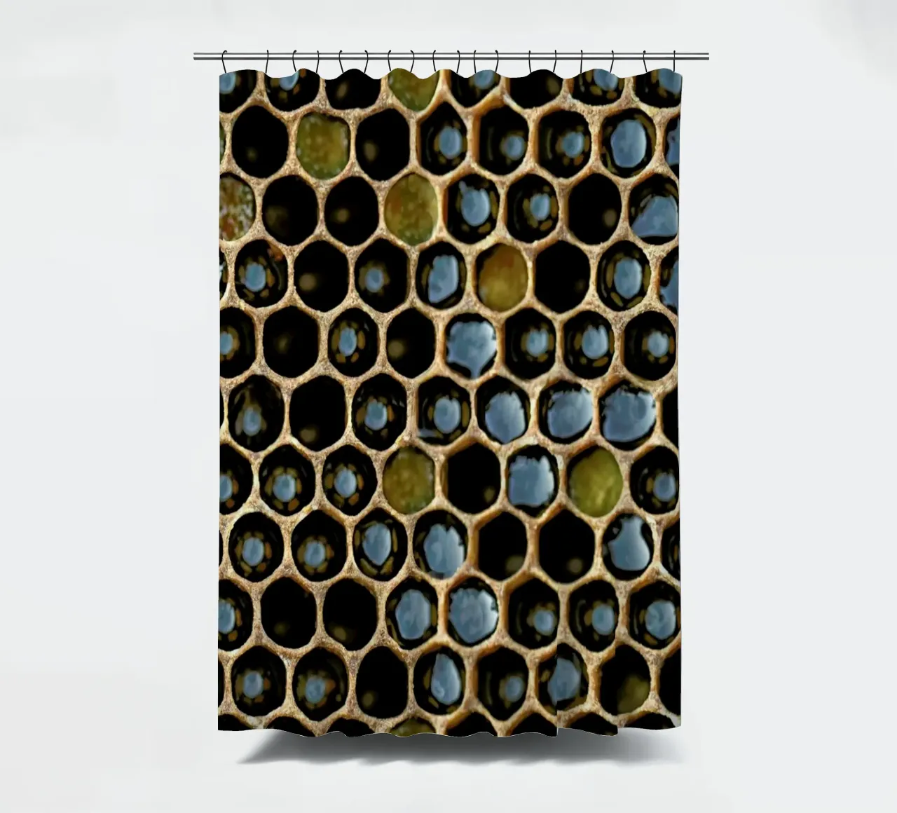 Bee Pattern Duschvorhang von Curious Collections by Marielle Leenders
