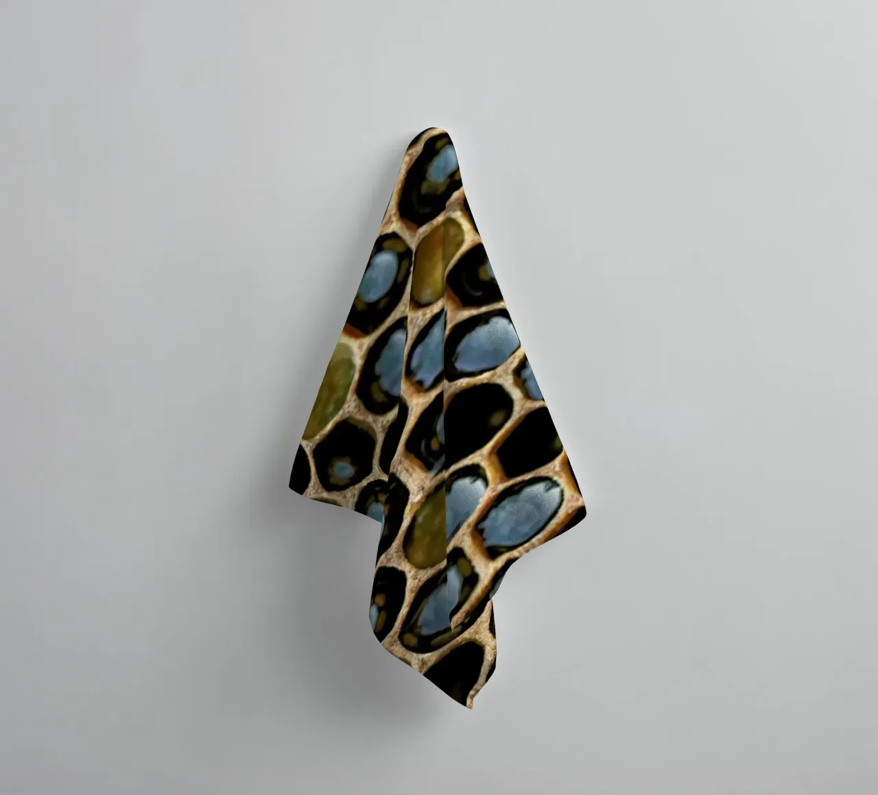 Bee Pattern towel by Curious Collections by Marielle Leenders