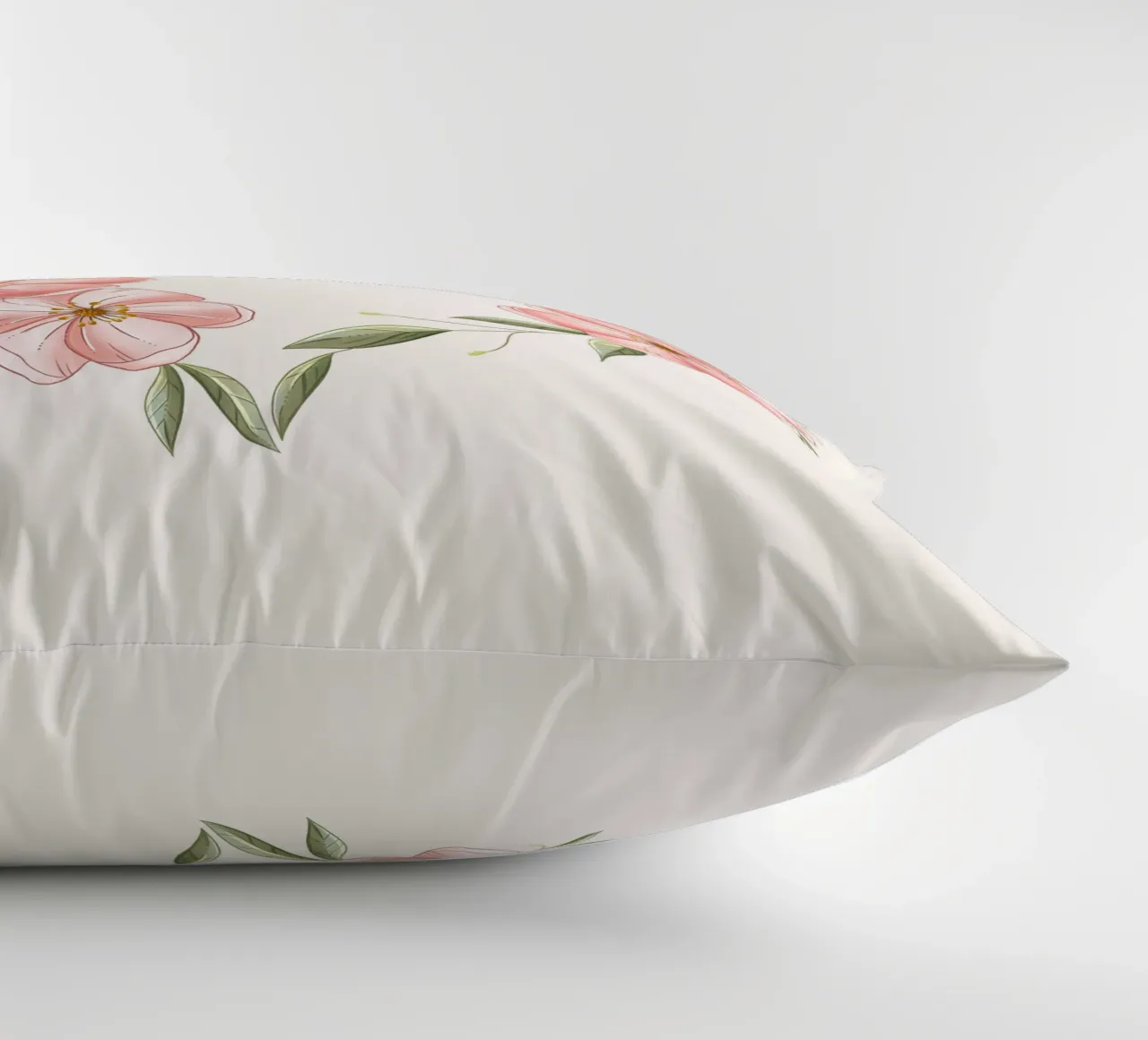 Cuore con fiori e foglie delicate. Romantico cuscino da CalliLetters