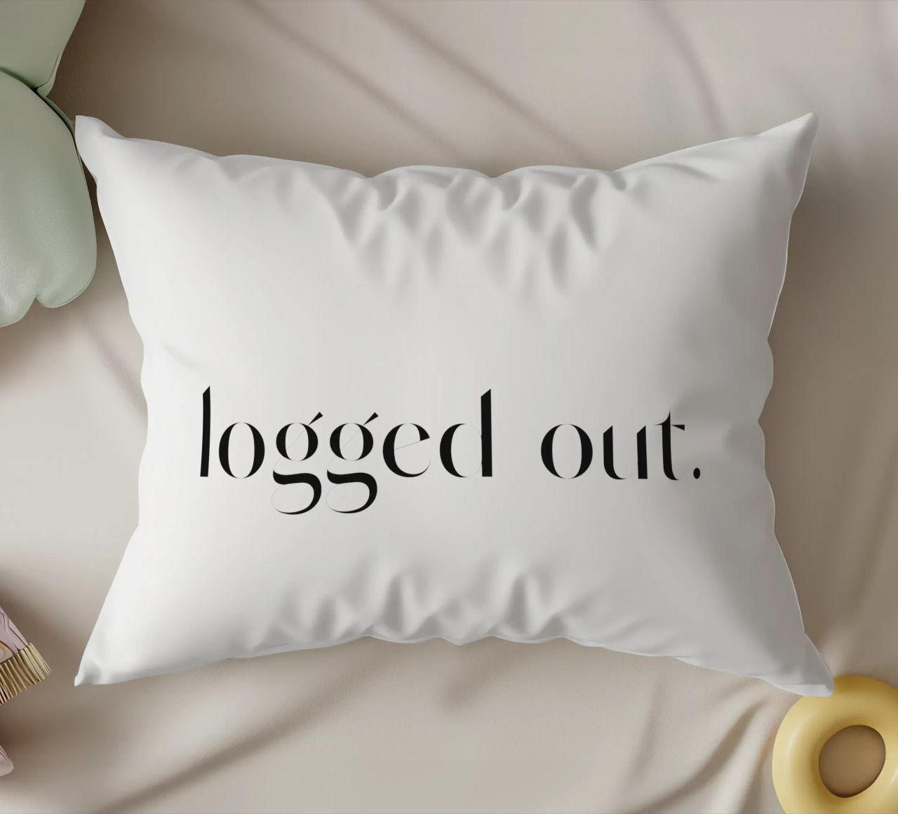 Logged Out cuscino da treechild