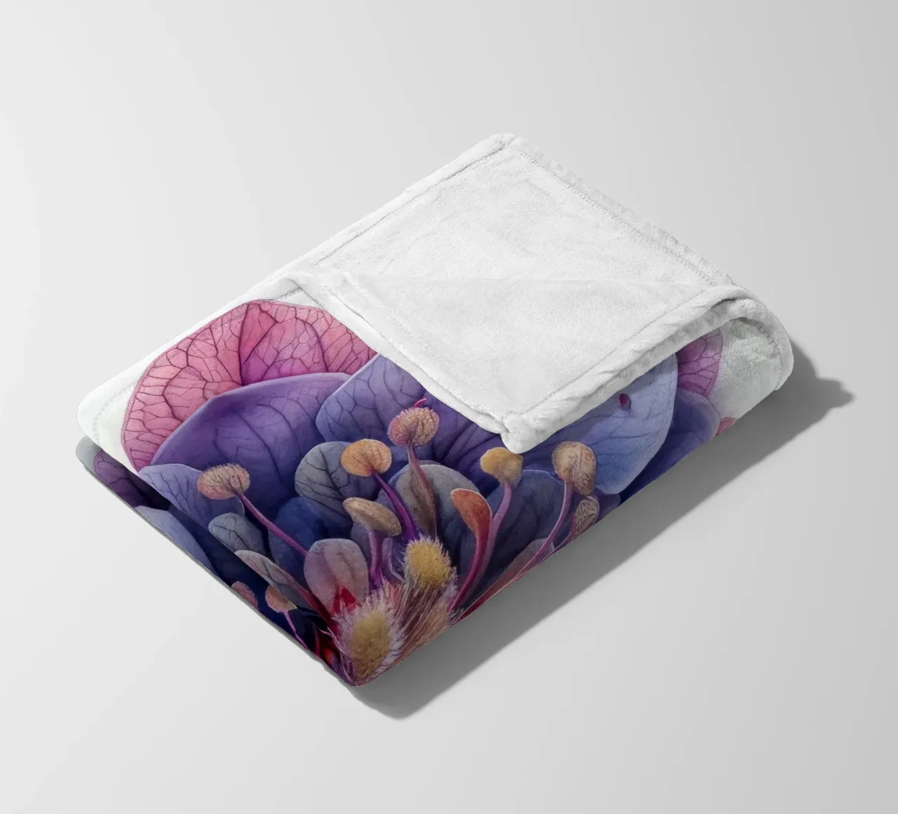 Fiore di schiuma 1 coperta in pile da Bold Blooms