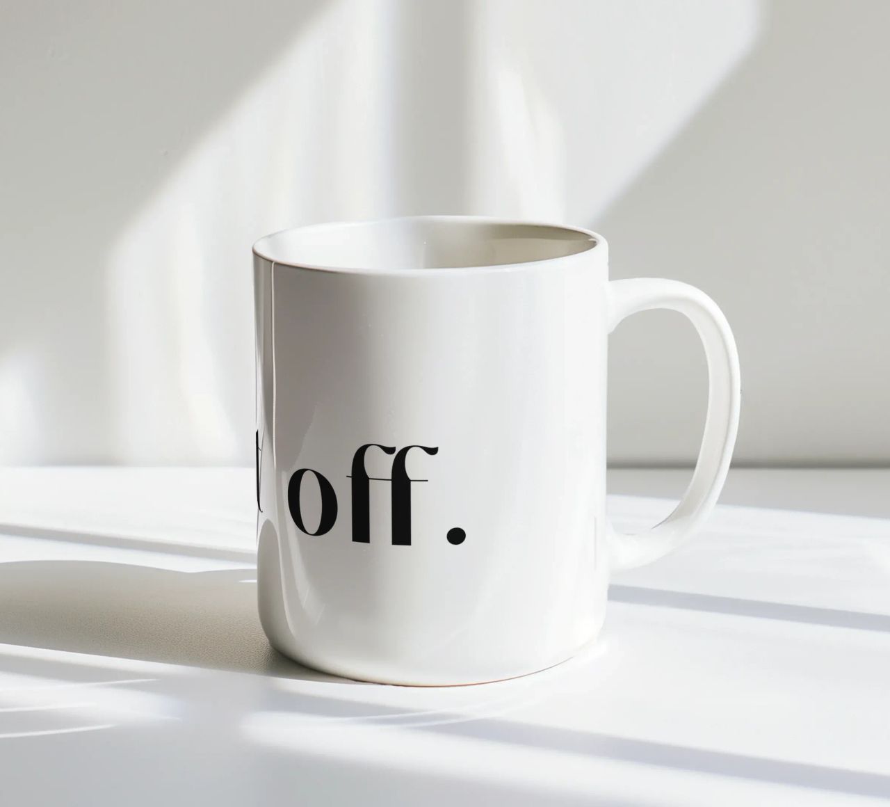 Turn It Off tazza in ceramica da treechild