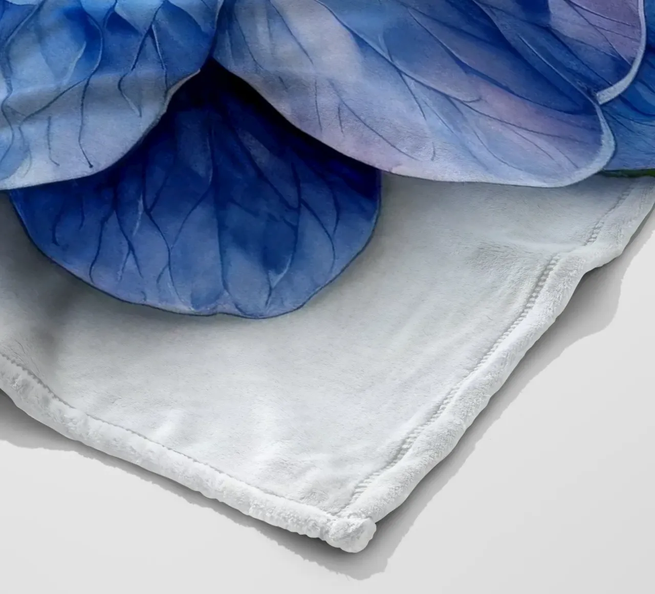 Fiore Forget Me Not 1 coperta in pile da Bold Blooms