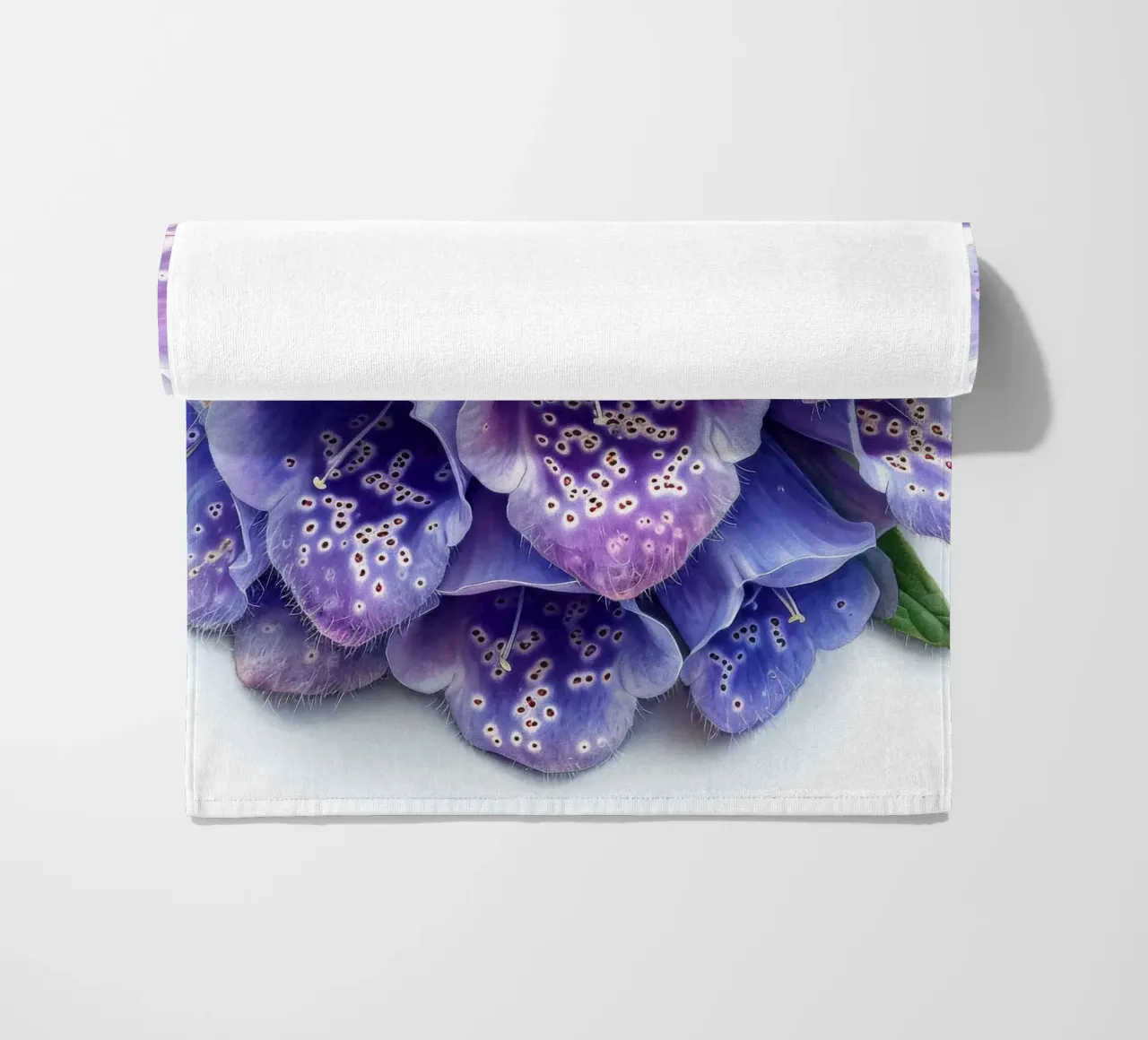 Fiore di volpe 4 telo mare da Bold Blooms