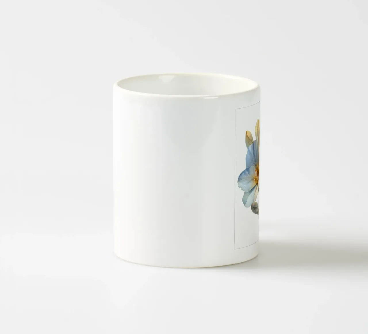 Fiore di fresia 4 tazza in ceramica da Bold Blooms