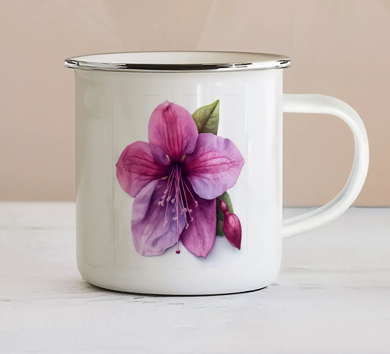Fiore fucsia 4 tazza in smalto da Bold Blooms
