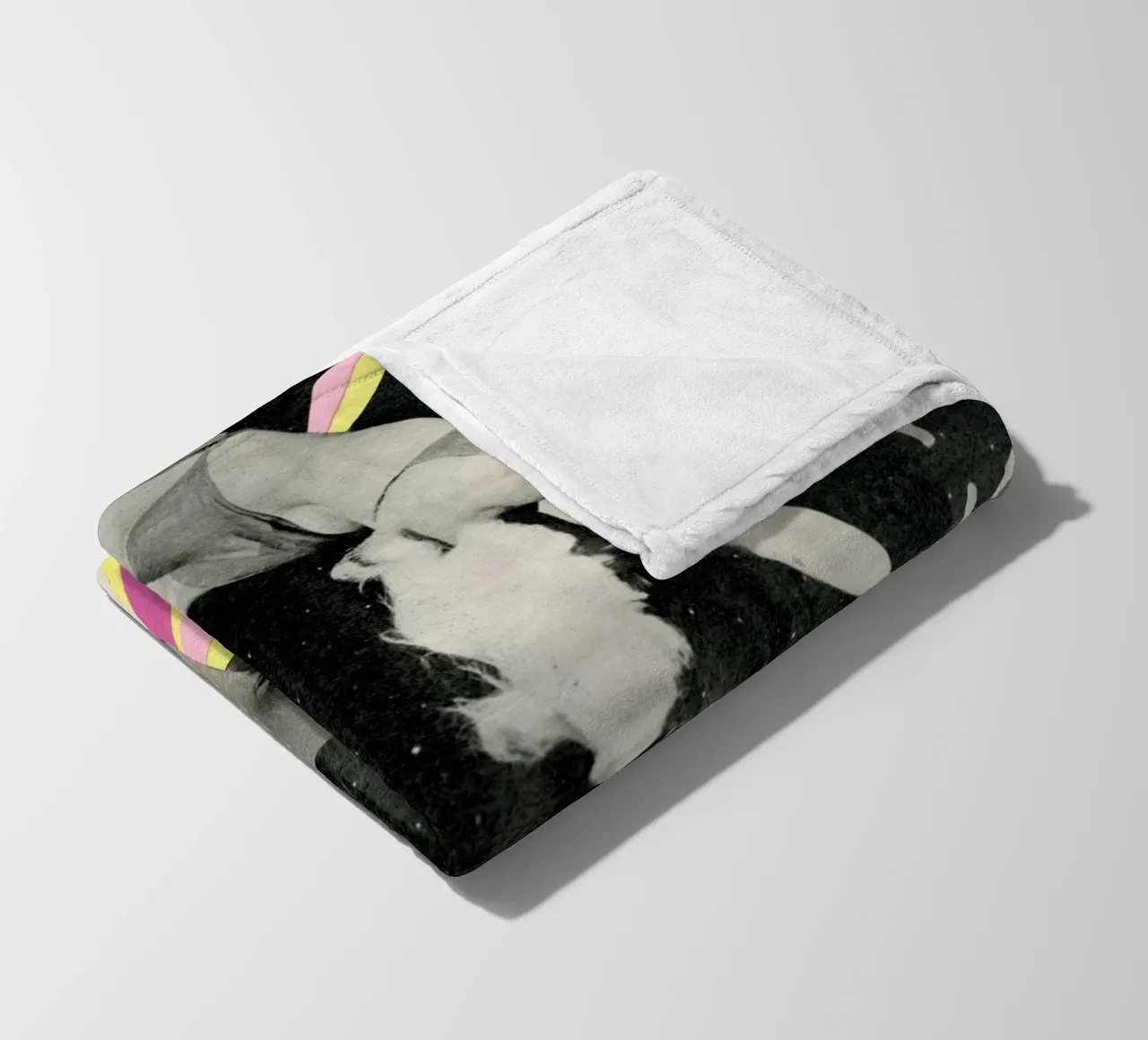 Dynamos Fleecedecke von Cassia Beck Collage