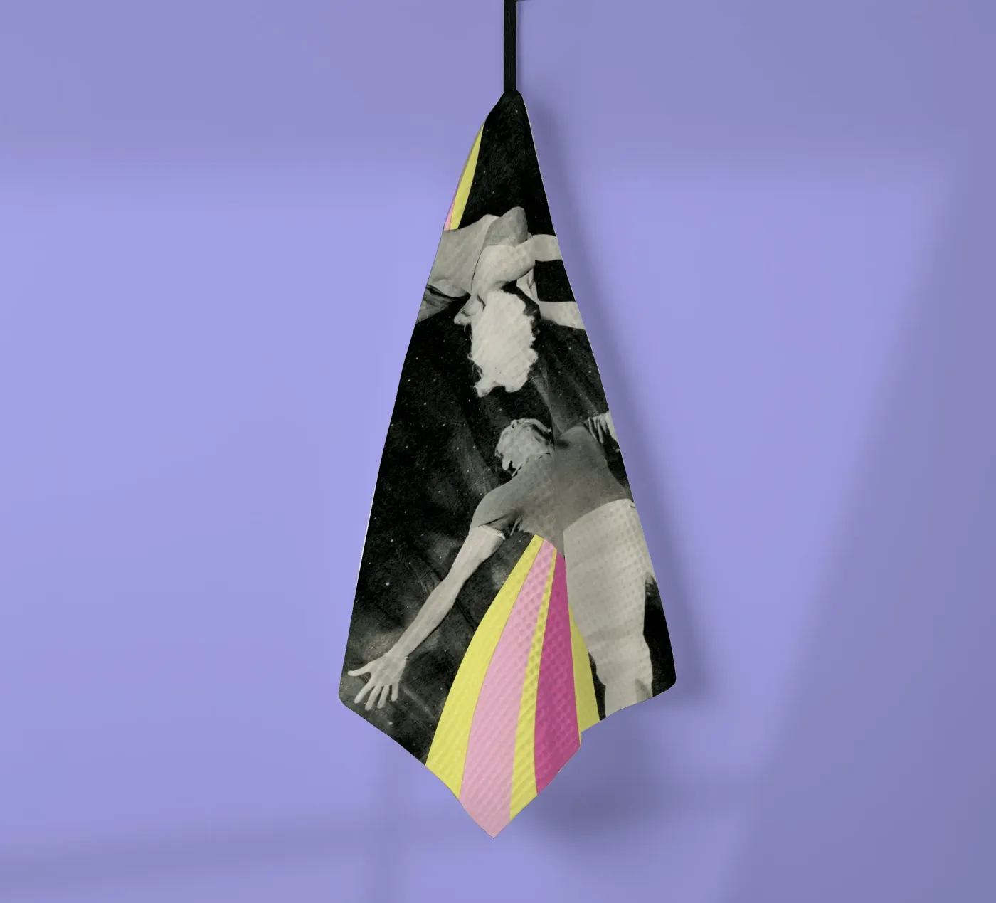 Dynamos Geschirrtuch von Cassia Beck Collage