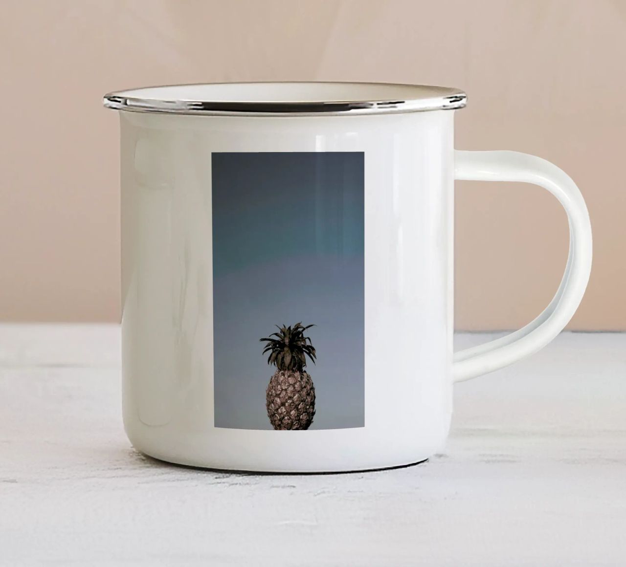 Perennial Comosus tazza in smalto da Ballack Art House