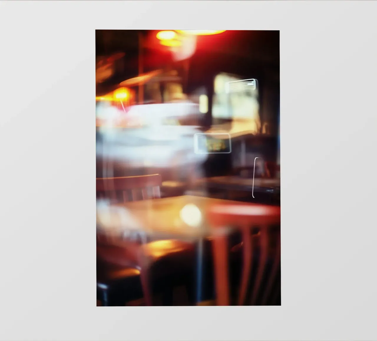 Reflets fantomatiques - Paris backlit film by Le Flou