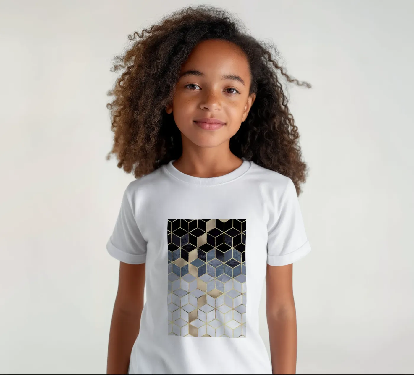 Soft Blue Gradient Cubes t-shirt bambini da Elisabeth Fredriksson