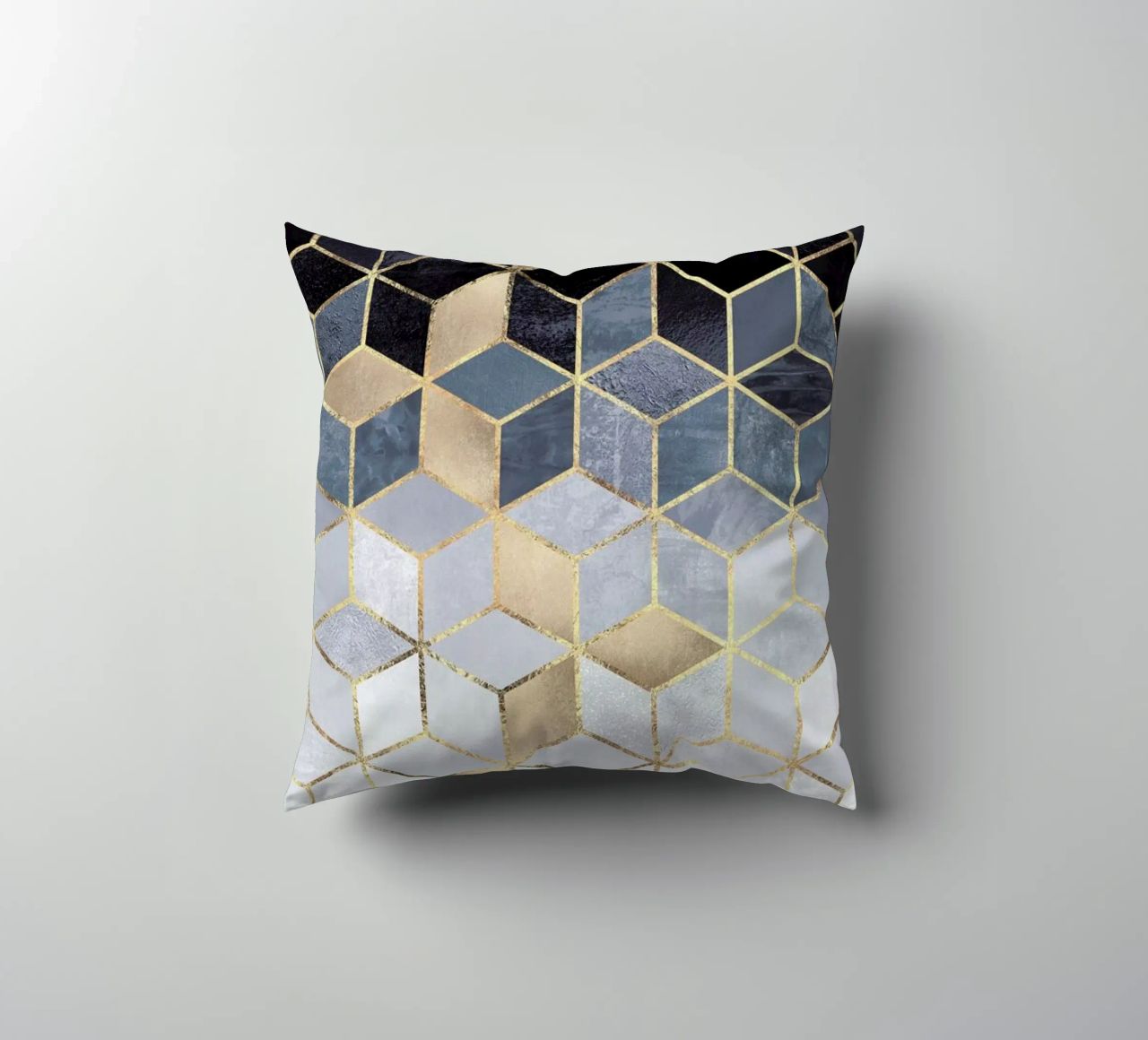 Soft Blue Gradient Cubes cuscino da Elisabeth Fredriksson