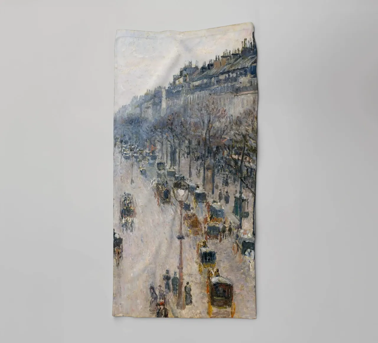 Pissarro - Il boulevard Montmartre in una mattina d'inverno asciugamano da bagno da Timeless Artworks