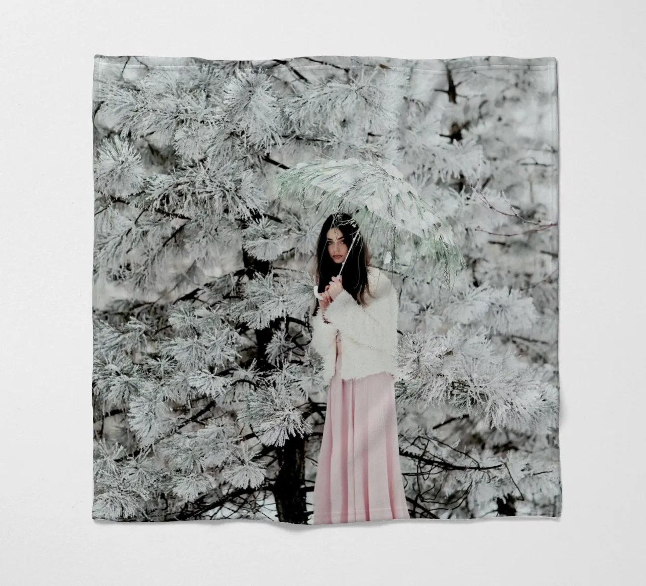 Cold Winter fleecedeken van Jovana Rikalo