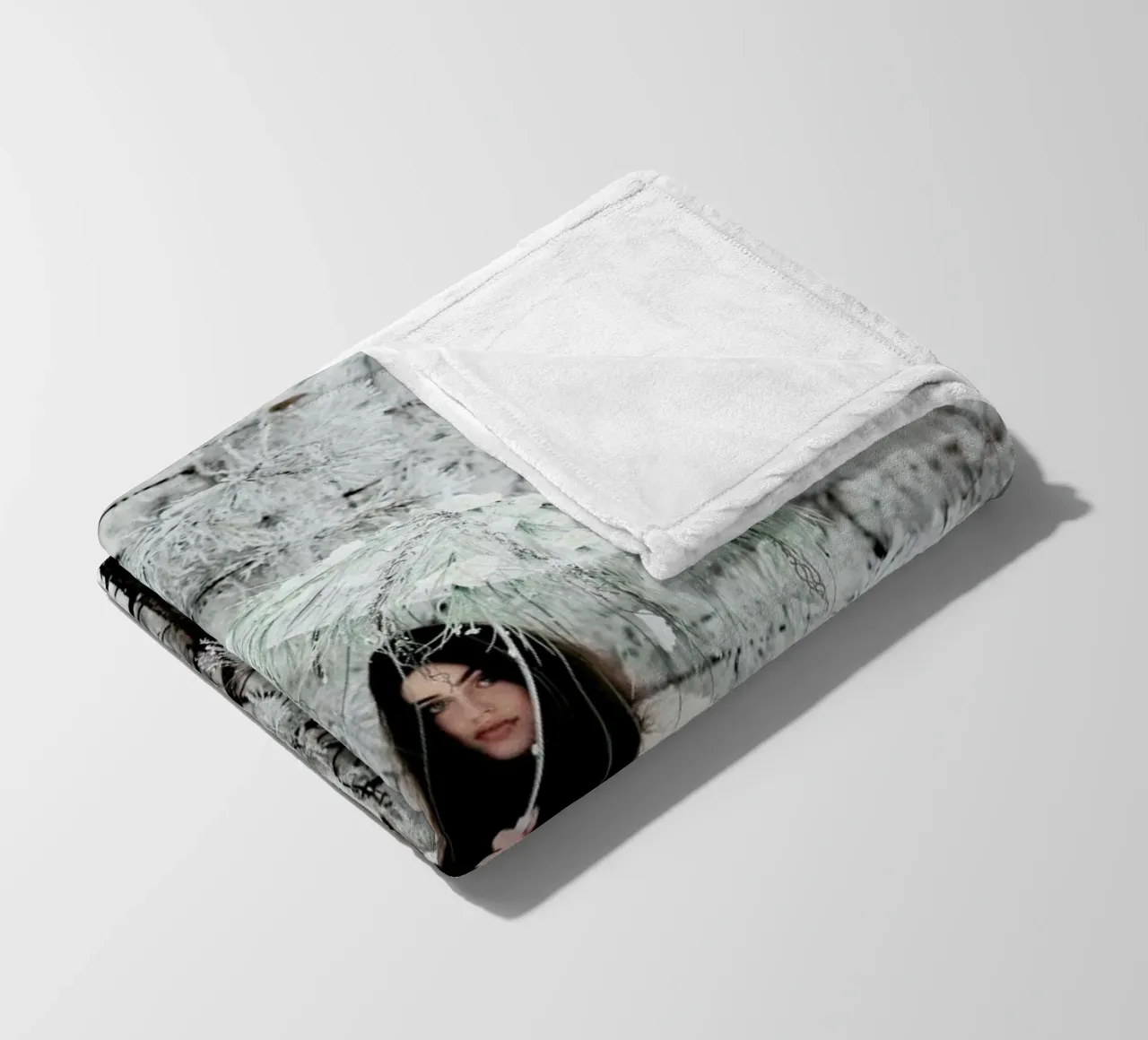 Cold Winter fleecedeken van Jovana Rikalo