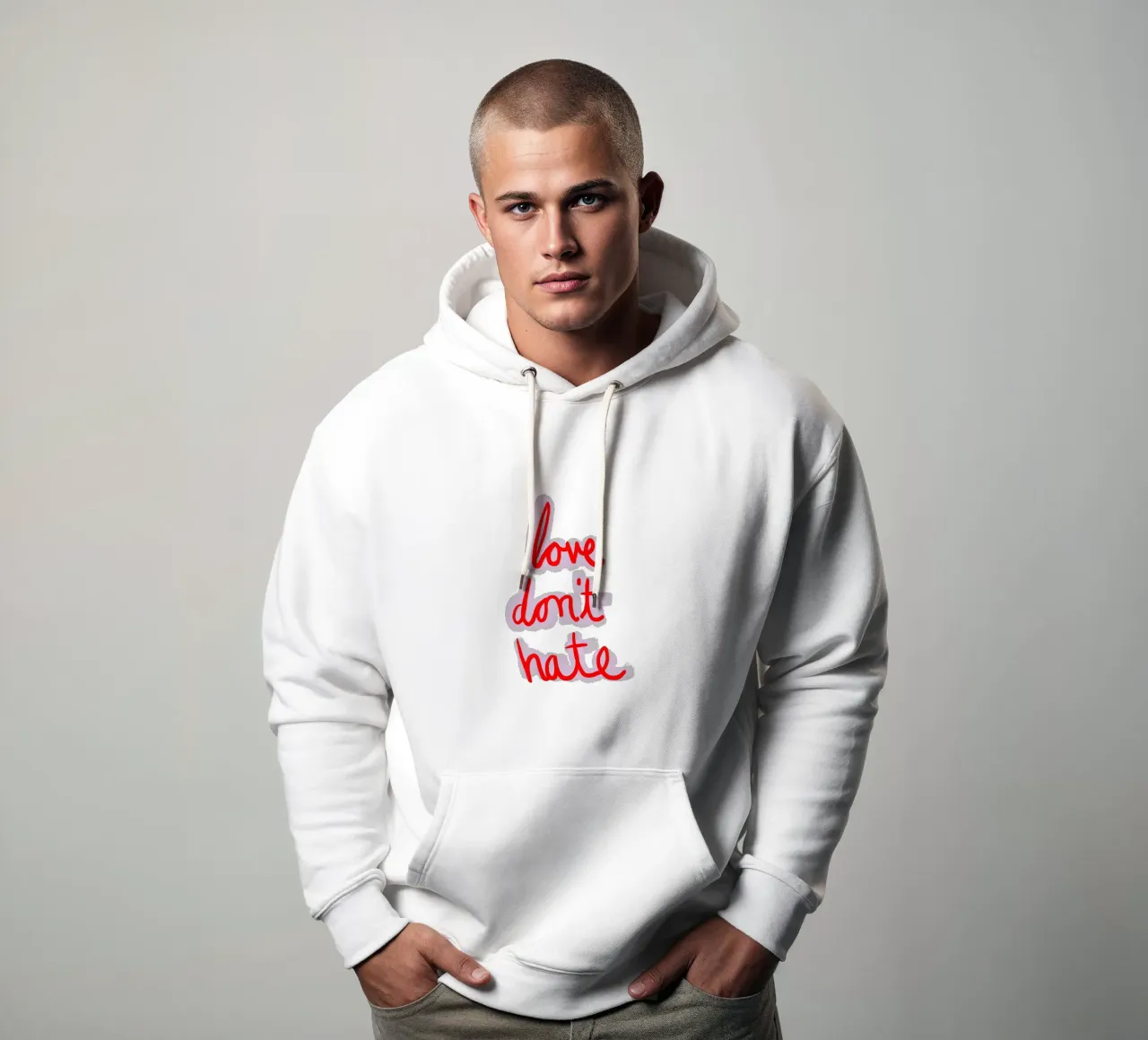 love don't hate felpa con cappuccio da Poster Print Studio