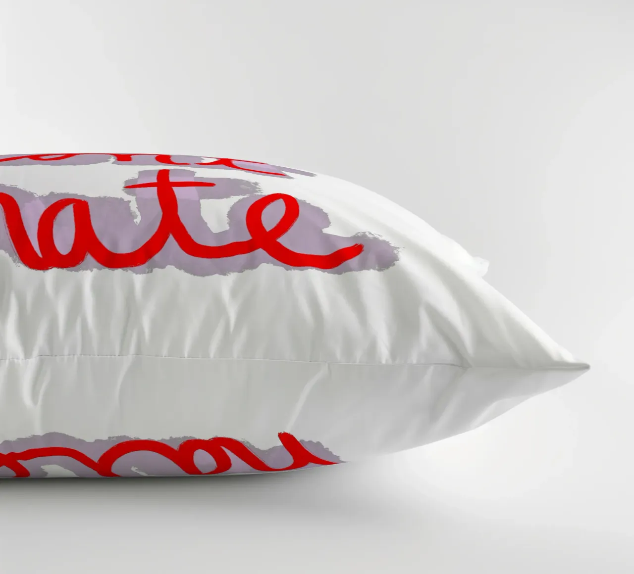 love don't hate cuscino da Poster Print Studio