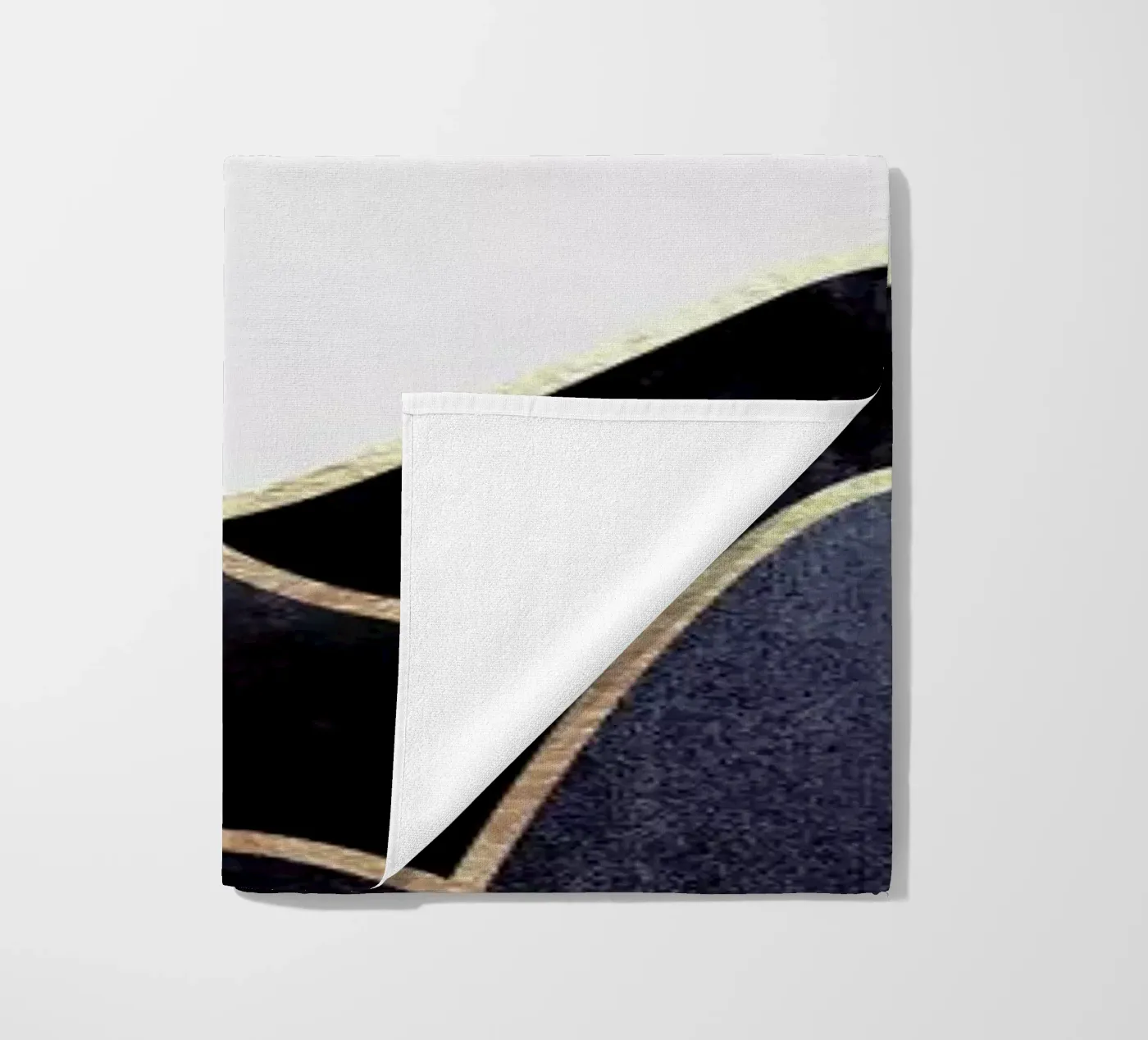 Waves Strandtuch von Elisabeth Fredriksson