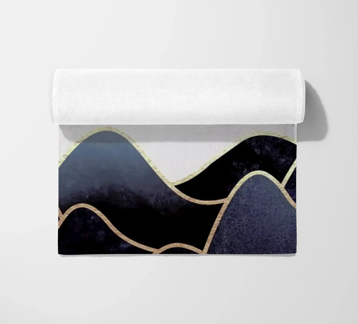 Waves Strandtuch von Elisabeth Fredriksson