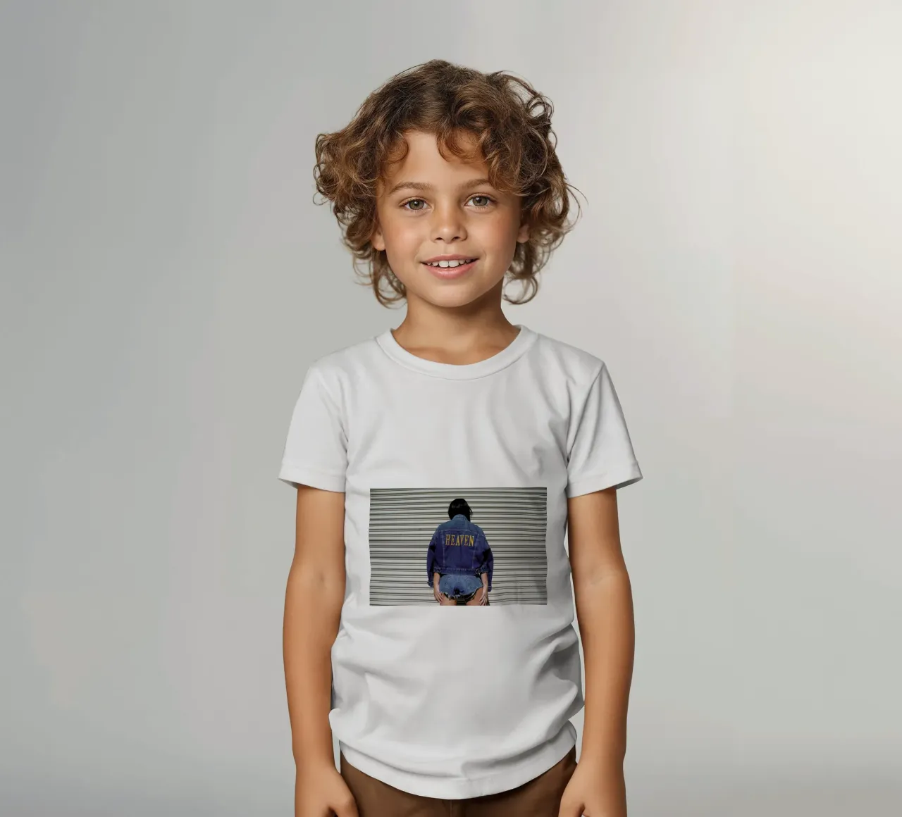 Heaven t-shirt bambini da Aysha Banos