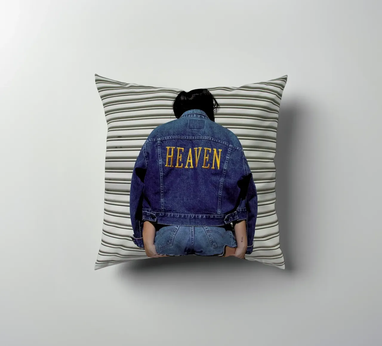 Heaven cuscino da Aysha Banos