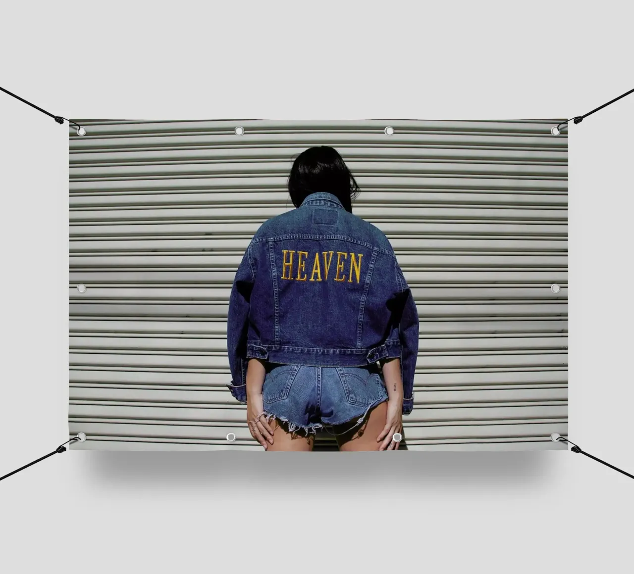 Heaven telo in pvc da Aysha Banos