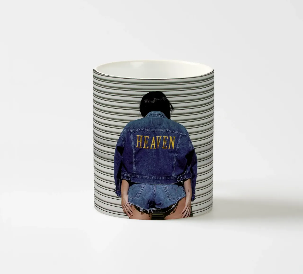 Heaven tazza in ceramica da Aysha Banos