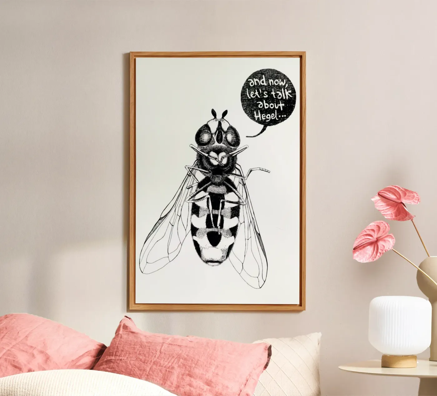 Annoying Bee alluminio dibond da Anna Fietta