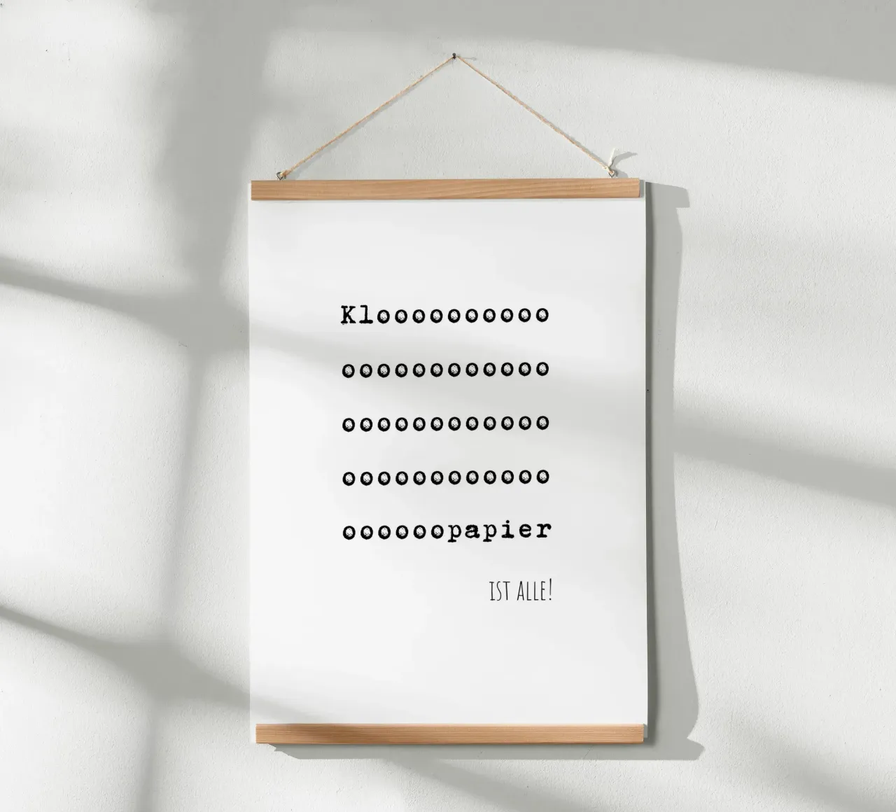 Klopapier ist alle | Gästetoilette | Geschenk Einzug poster da keinkonzept